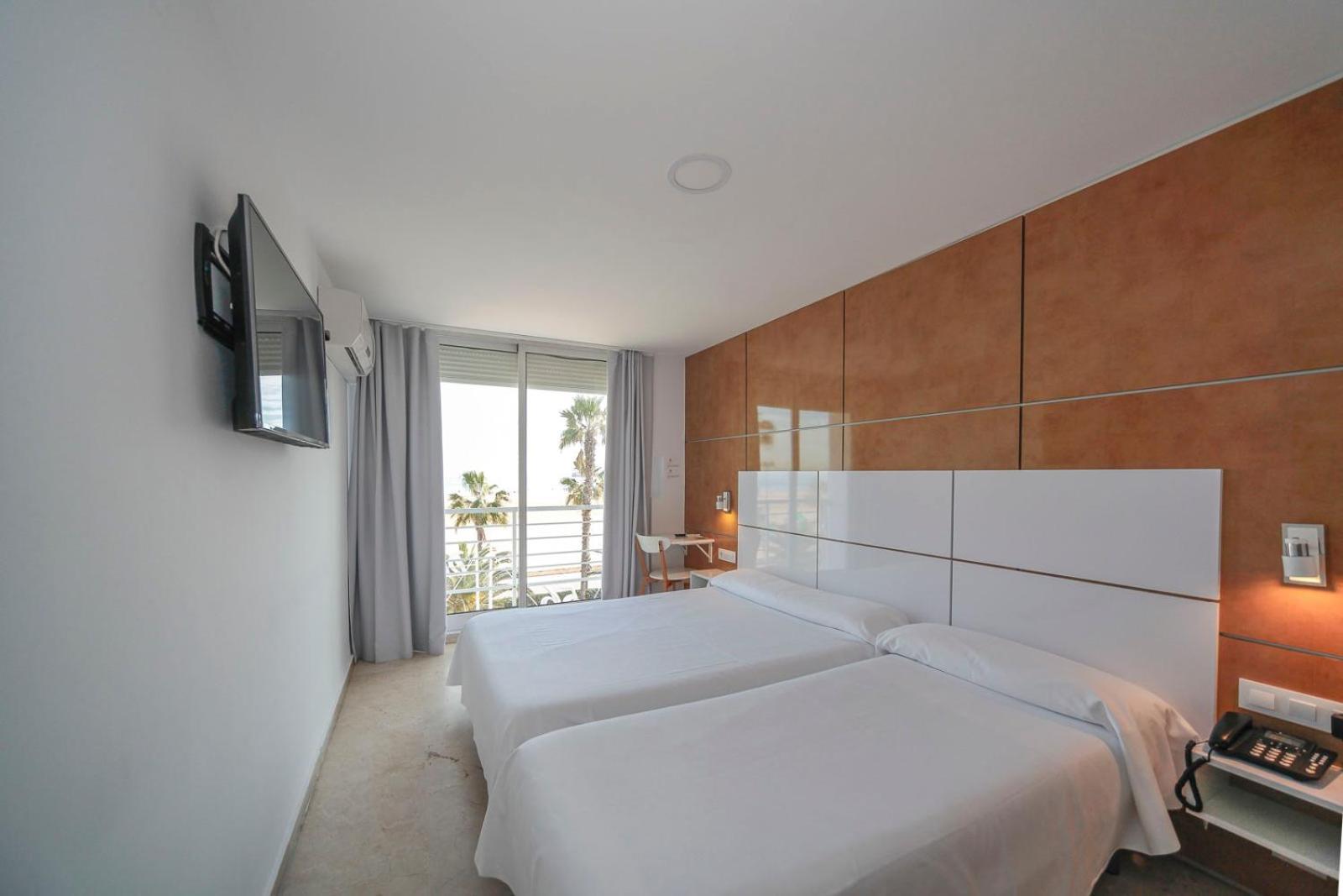 Sol Playa Hotel Valencia Bagian luar foto