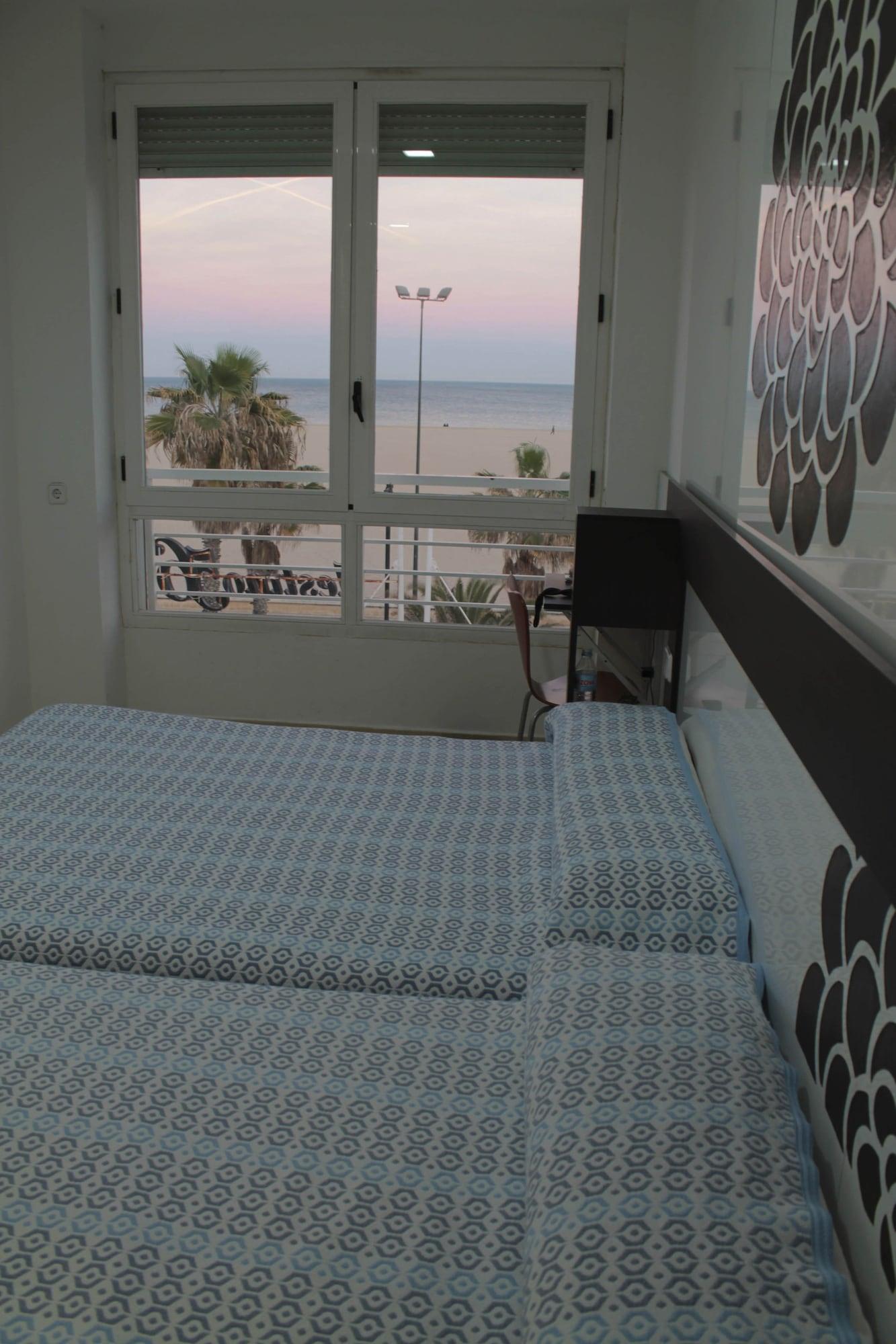 Sol Playa Hotel Valencia Bagian luar foto