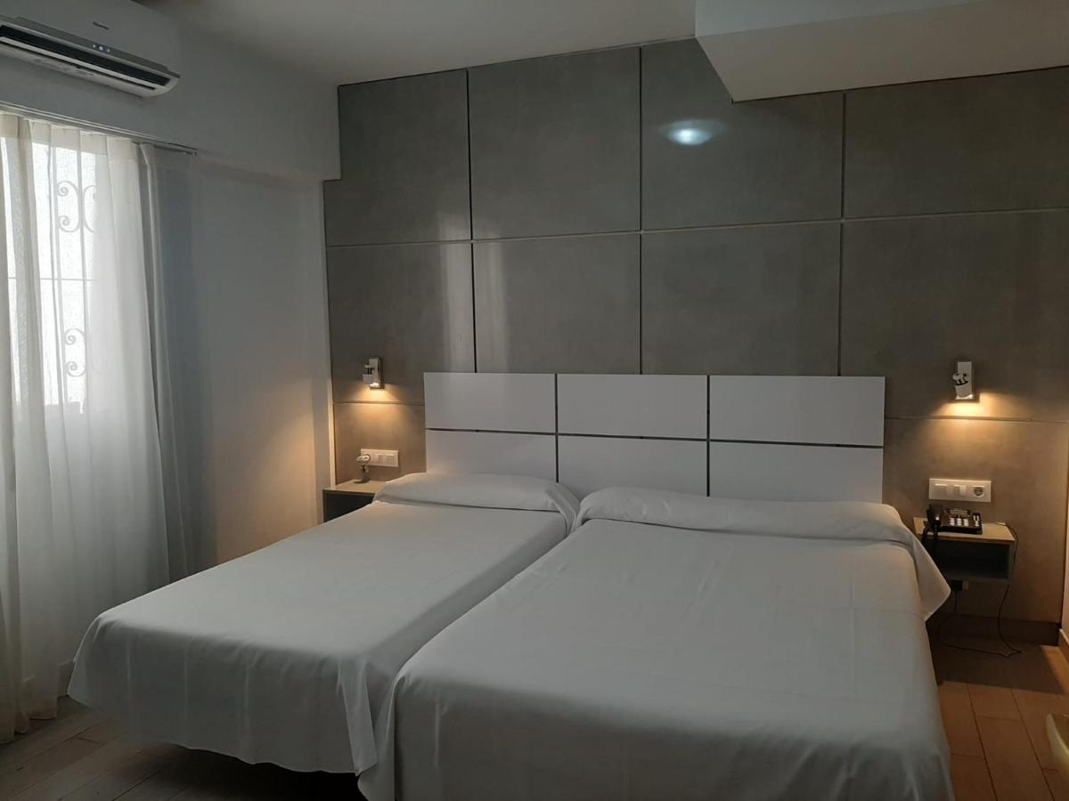 Sol Playa Hotel Valencia Bagian luar foto