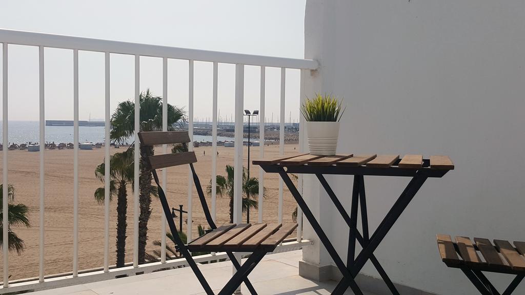 Sol Playa Hotel Valencia Bagian luar foto